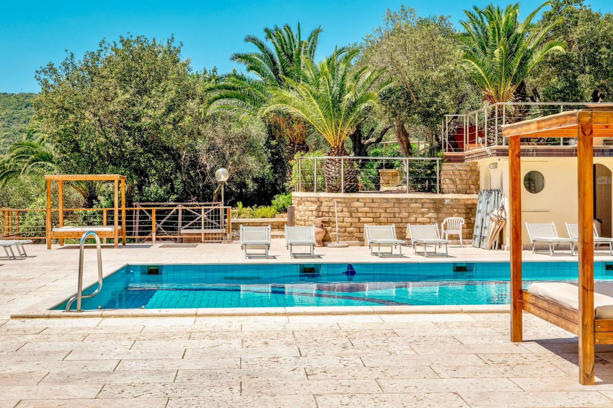 Isa - Residence With Pool And Private Beach In Talamone Just 500 Mt From The Beach Buitenkant foto